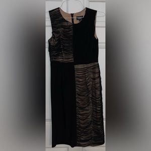 Adrianna Papell Dress Midi Length. Color: Black/Nude, Size: 4. Lace Design.